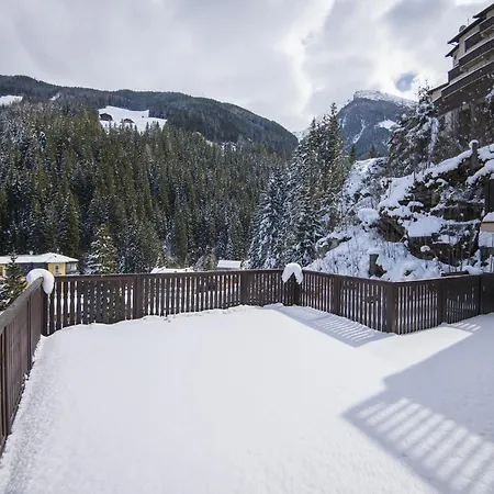 Apartment In Near Slopes Bad Gastein