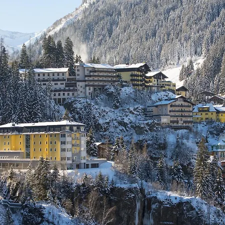 Charming With Patio * Bad Gastein